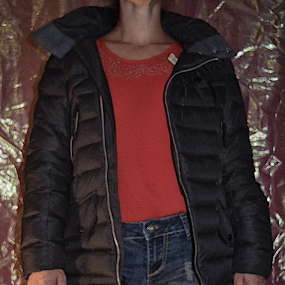 VOLCOM PUFFY JACKET